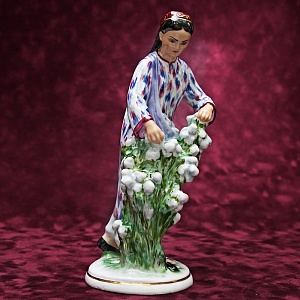 Редкость! Авторская Фарфоровая статуэтка «Узбечка с хлопком», ЛФЗ СССР 1955 год. 