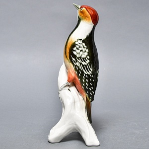 Коллекционная Фарфоровая статуэтка «Птица - Пёстрый Дятел», Карл Энс / Karl Ens, Германия.