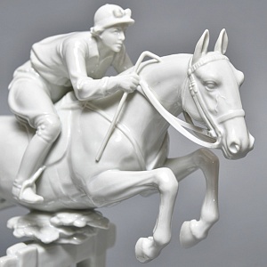Коллекционная Фарфоровая статуэтка «Наездница. Женский Конкур», ROSENTHAL Германия, 1938 - 1948 годы.
