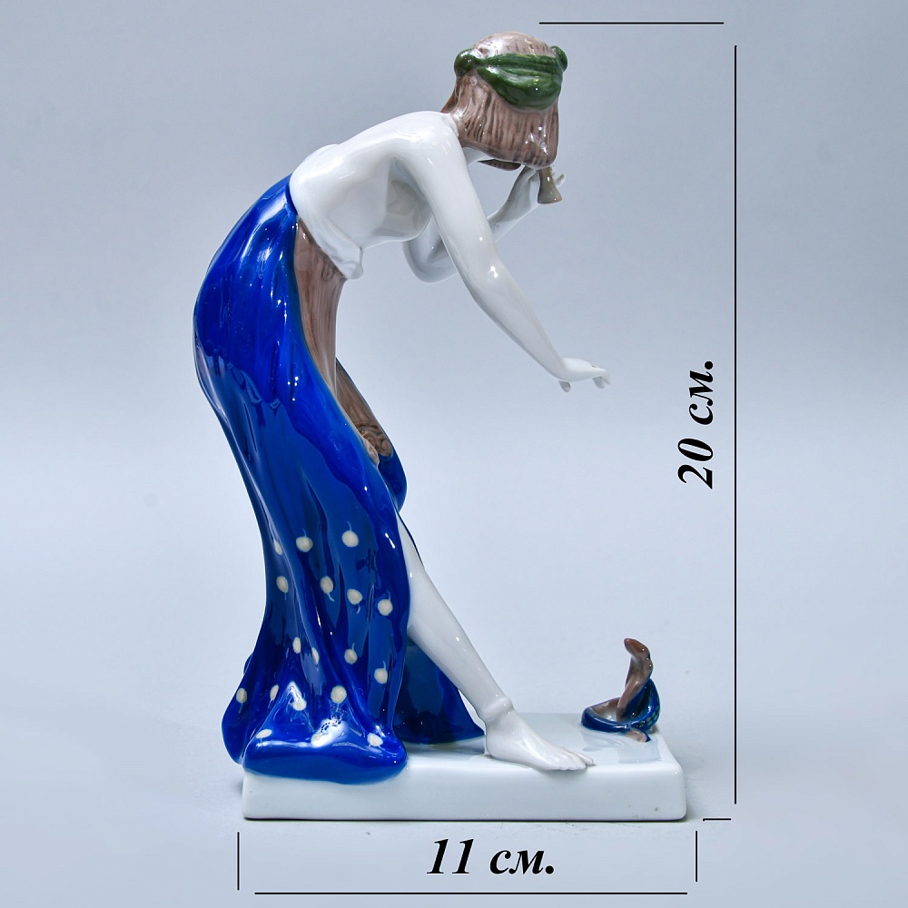 Редкость! Антикварная Фарфоровая статуэтка «Заклинательница змей», ROSENTHAL Германия -1919 год.