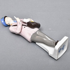 Коллекционная Фарфоровая статуэтка «ПОЧТАЛЬОН», Grafenthal Германия, 1985 - 1990 года. 