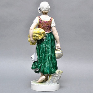 Большая! Коллекционная Фарфоровая статуэтка «Крестьянка с серпом и колосьями», Karl Ens Германия.