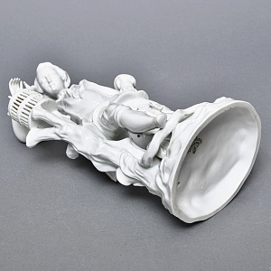 Антикварная Фарфоровая статуэтка «Птицелов с собакой», Fraureuth Германия, 1919 - 1926 годы. 