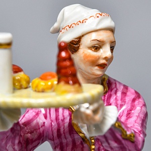 Антикварная Фарфоровая статуэтка «Официант», Мейсен / Meissen Германия, начало ХХ века. 