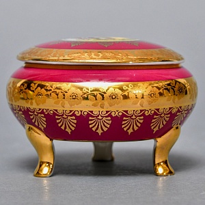 Антикварная Фарфоровая Шкатулка - Бонбоньерка «Дама с Кавалером - Свидание», DW Karlsbad, Германия 20-е гг.