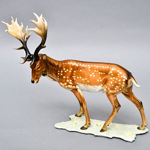 Коллекционная Фарфоровая статуэтка «Пятнистый Олень», Hutschenreuther Германия.