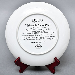 Коллекционная Фарфоровая Тарелка «Джонни - Маленький силач», RECO США -1983 год.