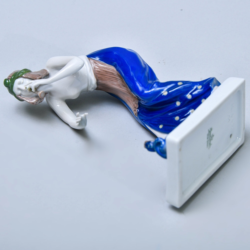 Редкость! Антикварная Фарфоровая статуэтка «Заклинательница змей», ROSENTHAL Германия -1919 год.