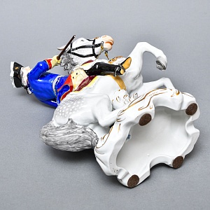 Антикварная Фарфоровая статуэтка «Старый Фриц. Король Пруссии Фридрих II на коне», SITZENDORF Германия.