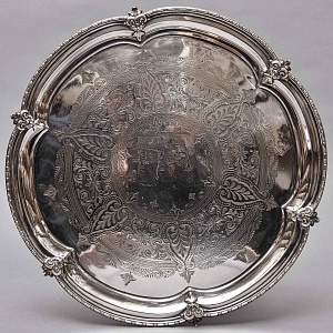 Винтажный Круглый Поднос на ножках, Металл Silverplate, SHEFFIELD Англия.