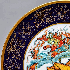 Коллекционное Блюдо - Тарелка «Мифы, сказания. Сквозь бурю» Фарфор Hutschenreuther Германия.