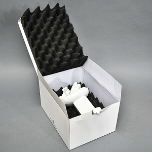 Коллекционная Фарфоровая статуэтка «Девушка, Знак Зодиака - Рак», Royal Copenhagen Дания.