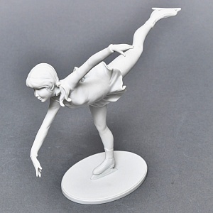 Редкая! Статуэтка «Фигуристка - Танец на льду», Бисквитный фарфор Kaiser, Германия -1979 год.