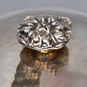 Сервировочная Металлическая Икорница со стеклянной вставкой, Silverplate, Sheffield Англия.