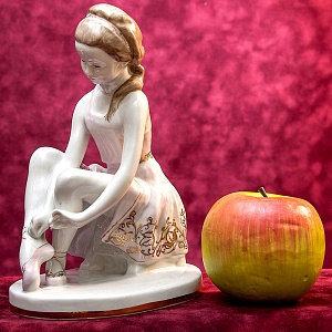 Редкость! Авторская Фарфоровая статуэтка «Юная балерина Татьяна Пилецкая», ЛФЗ СССР 1950–1960 годы. 