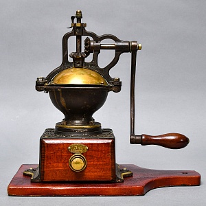 Старинная Ручная Механическая Кофемолка - Мельница PEUGEOT, Франция начало ХХ века. 