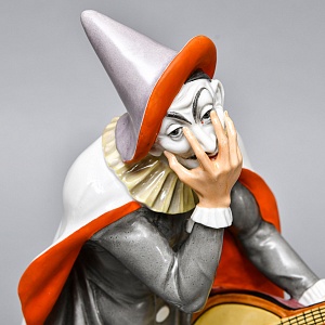 Антикварная Фарфоровая скульптура «Паяц с мандолиной», ROSENTHAL Германия - 1922 год.