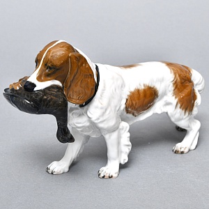 Коллекционная статуэтка «ОХОТНИЧЬЯ СОБАКА. Спрингер-спаниель с уткой», Фарфор ROSENTHAL Германия. 