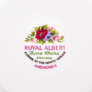 Коллекционная Фарфоровая Чайная пара «Букет анемонов», ROYAL ALBERT Англия.