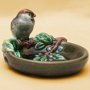 Редкость! Фаянсовая Пепельница - Мелочёвница - Статуэтка «Воробей» СССР ЗиК Конаково - 1959 год. 