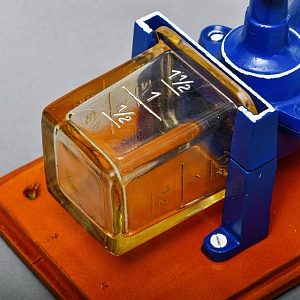 Редкая! Фарфоровая Настенная Ручная Механическая Кофемолка Hard Trep, Голландия.