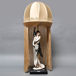 Настольная Электрическая Лампа - Светильник «Дама с Павлином», FLORENCE Италия -1987 год.