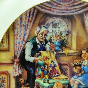 Коллекционная Тарелка «Кукольный театр» Фарфор, Weimar Porzellan Германия -1994 год.