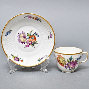 Антикварная Фарфоровая Кофейная пара «Цветочный букет», Royal Copenhagen Дания, 1870 - 1890 годы. 