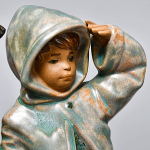 Коллекционная Фарфоровая статуэтка «Дети с фонарем», Lladro серия Грес, Испания.