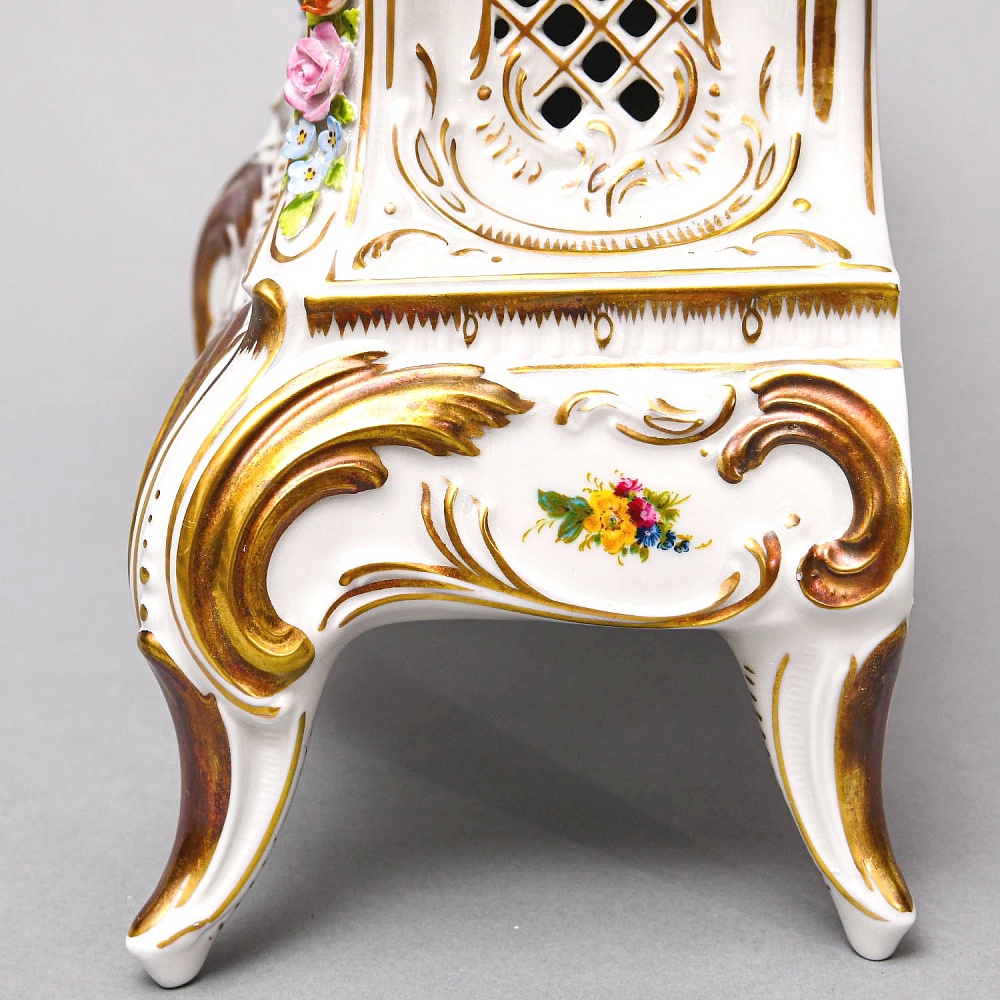 Большие Каминные Механические Фарфоровые Часы с боем «Букет из Роз», Franz Hermle & Sohn Германия 50 гг.