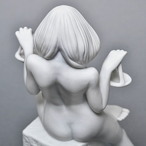 Коллекционная Фарфоровая статуэтка «Девушка, Знак Зодиака - Весы», Royal Copenhagen Дания.