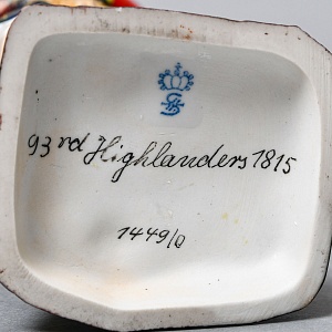 Коллекционная Фарфоровая статуэтка «Солдаты Британской армии. 93-й пехотный полк», SITZENDORF Германия.