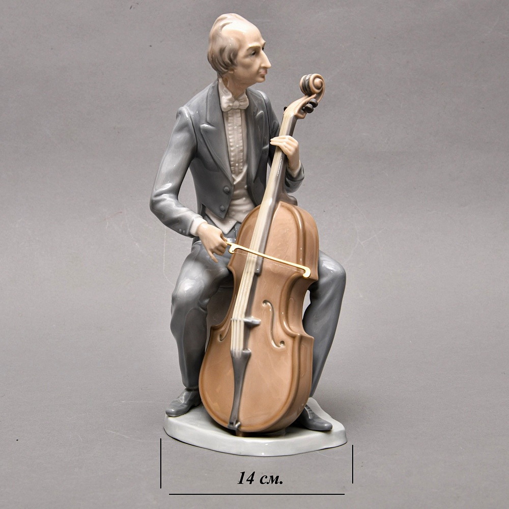 Коллекционная Фарфоровая статуэтка «Музыкант. ВИОЛОНЧЕЛИСТ», Lladro Испания 70-е годы.