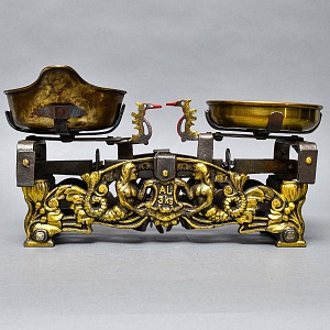 Редкость! Антикварные Чугунные Кухонные Весы на 3 кг., Варшава, Польша-1925 год.