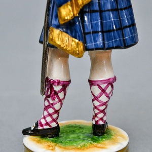 Редкая!!! Фарфоровая Cтатуэтка «Солдаты Британской Армии. 92-й пехотный полк», RUDOLF KAMMER Германия. 