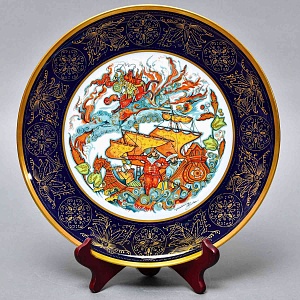 Коллекционное Блюдо - Тарелка «Мифы, сказания. Сквозь бурю» Фарфор Hutschenreuther Германия.