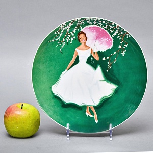 Коллекционная Фарфоровая тарелка серия Persil «Леди с розовым зонтиком», Hutschenreuther Германия.
