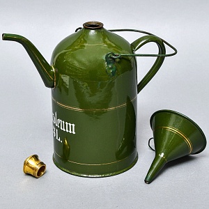 Антикварная Канистра для бензина с воронкой - Эмалированный Бидон на 3 литра, Германия начало ХХ века.