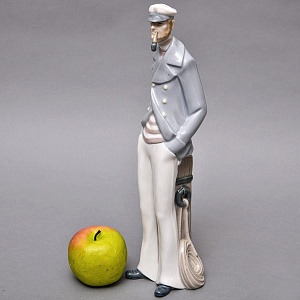 Коллекционная Фарфоровая статуэтка «Отважный капитан», Lladro Испания, 1971 - 1974 годы. 