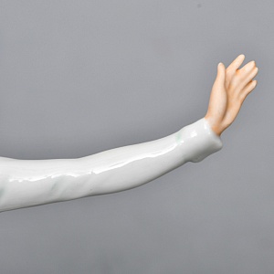 Коллекционная Фарфоровая статуэтка «Девушка фигуристка», Schau Bach Kunst Германия, 1953 - 1962 годы.