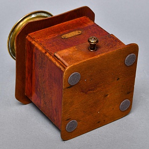 Коллекционная ручная механическая Кофемолка «PeDe» Голландия, 50-е гг. ХХ века.