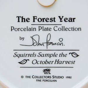 Коллекционная Тарелка «Лесной Год - ОКТЯБРЬ» Фарфор, Studio Fine Porcelaine Англия -1982 год.