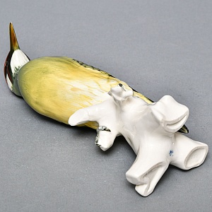 Птица - Фарфоровая статуэтка «Зелёный Дятел», Карл Энс / Karl Ens Германия, первая половина ХХ века.