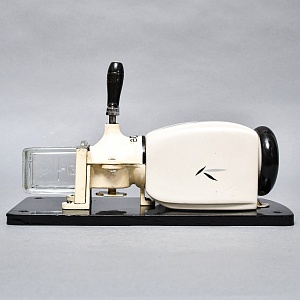 Редкая! Винтажная Настенная Ручная Механическая Кофемолка PeDe, Голландия.