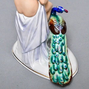 Коллекционная статуэтка «Обнаженная девушка с зеркалом и павлином», Фарфор, FASOLD & STAUCH Германия.