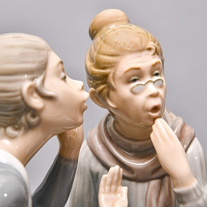  Коллекционная Фарфоровая статуэтка «Сплетницы», Lladro / Лядро Испания, 1978 - 1985 годы.