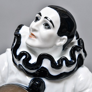 Антикварная Фарфоровая статуэтка «Пьеро с гитарой и пудель», Rosenthal Германия - 1924 год. 