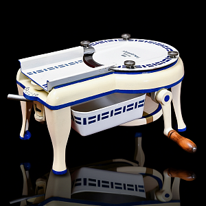 Антикварный Чугунный Ручной Циркулярный Нож  - Слайсер, Alexanderwerk Германия.