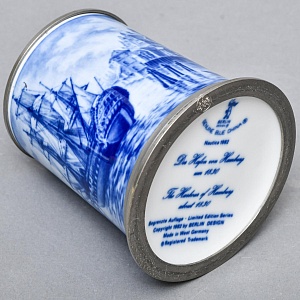 Коллекционная Пивная Кружка «Порт Гамбурга, в 1830 году», фарфор, Berlin Design Германия -1982 год.