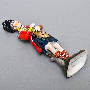 Коллекционная Фарфоровая статуэтка «Солдаты Британской армии. 93-й пехотный полк», SITZENDORF Германия.